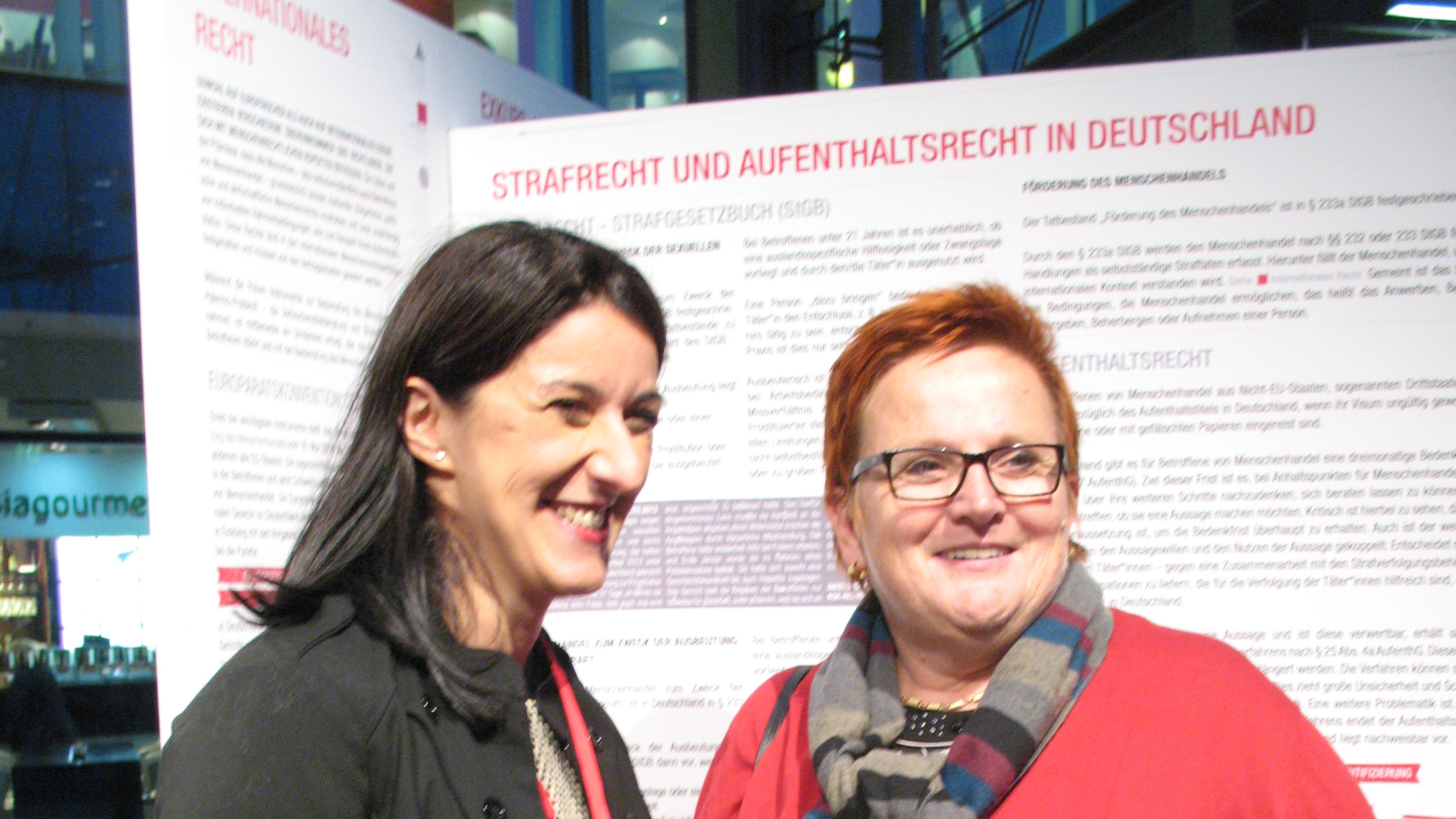 Ausstellnungser&ouml;ffung - Naile Tanis und 